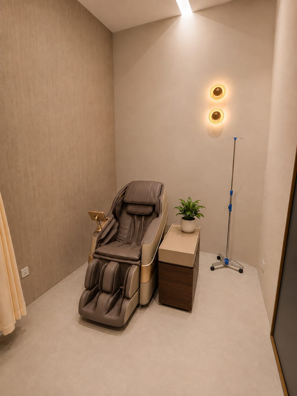 Wellness massage chair room at OneHealth Clinic Horizon Hills